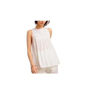 𝐀𝐑𝐈𝐓𝐙𝐈𝐀 𝐖𝐈𝐋𝐅𝐑𝐄𝐃 Embroidered sleeveless blouse